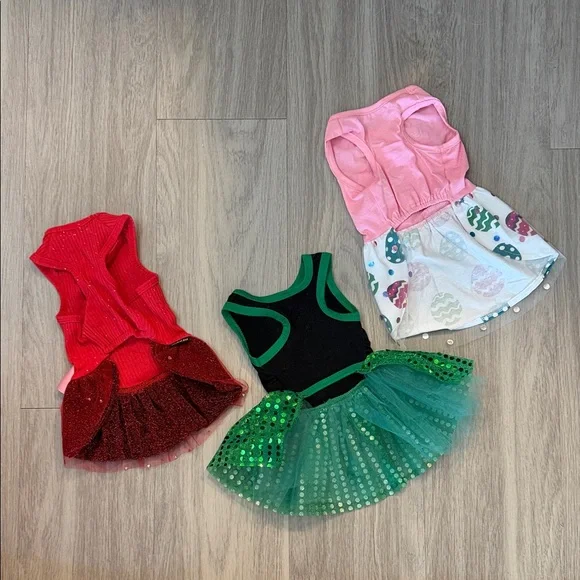 SMALL dog/cat Valentine’s Day, st.Patricks day and Easter dresses. - Picture 2 of 8